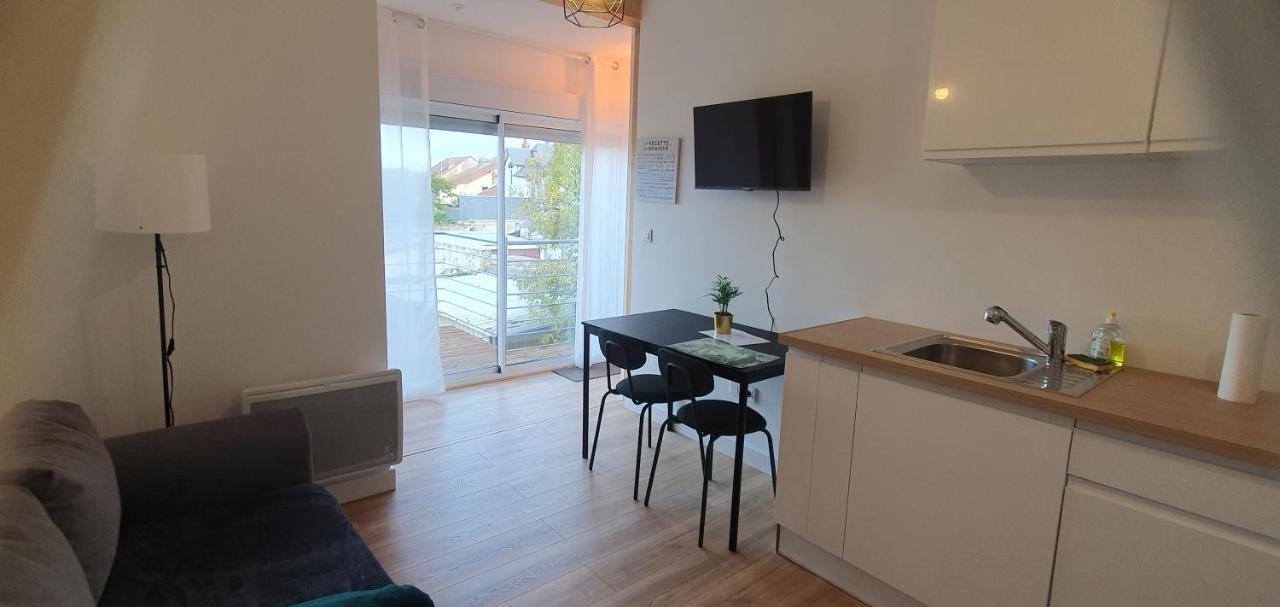 Charmant T2 Avec Grande Terrasse Quartier Jardin Massey Tarbes Extérieur photo